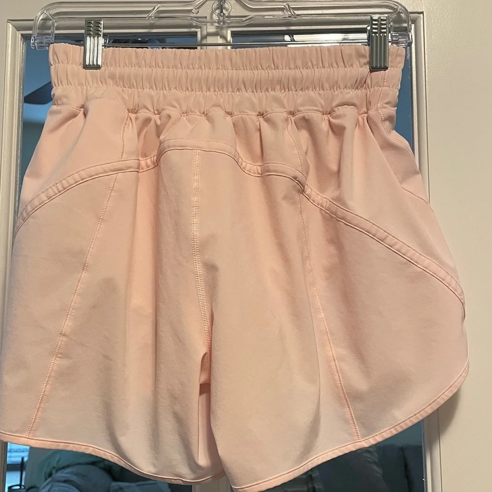 Lululemon Pink Shorts Size 6. - Picture 4 of 5